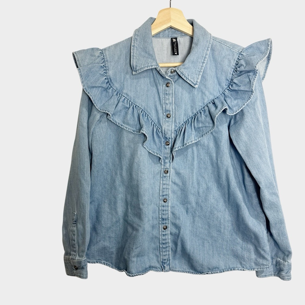 Zara Women M Denim Chambray Ruffled Western Button Down Cottagecore